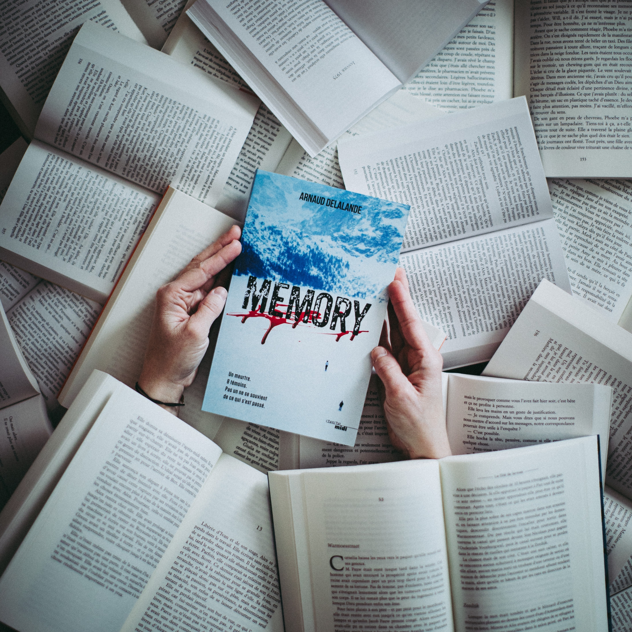 Editis ; Livre; Objet
